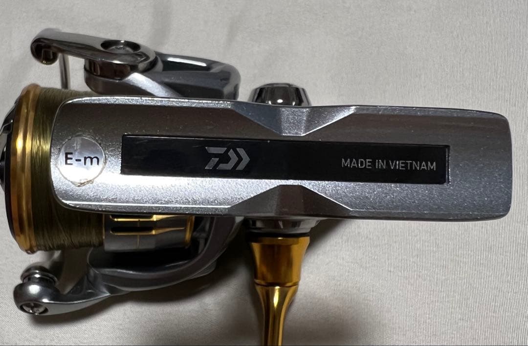 DAIWA 18フリームス LT2500D