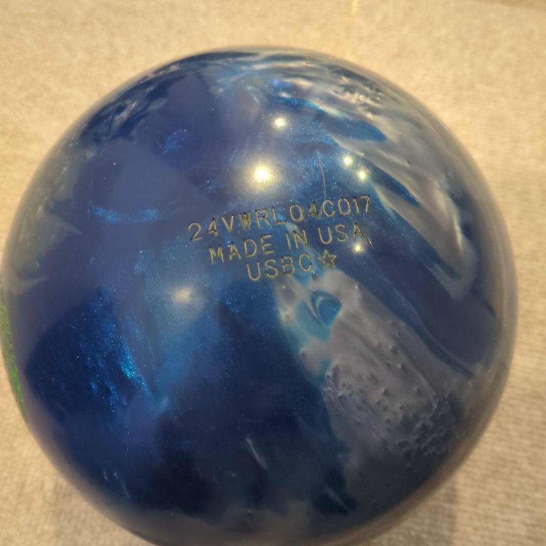 ROAD WARRIOR ボウリングボール　13ポンド　Storm