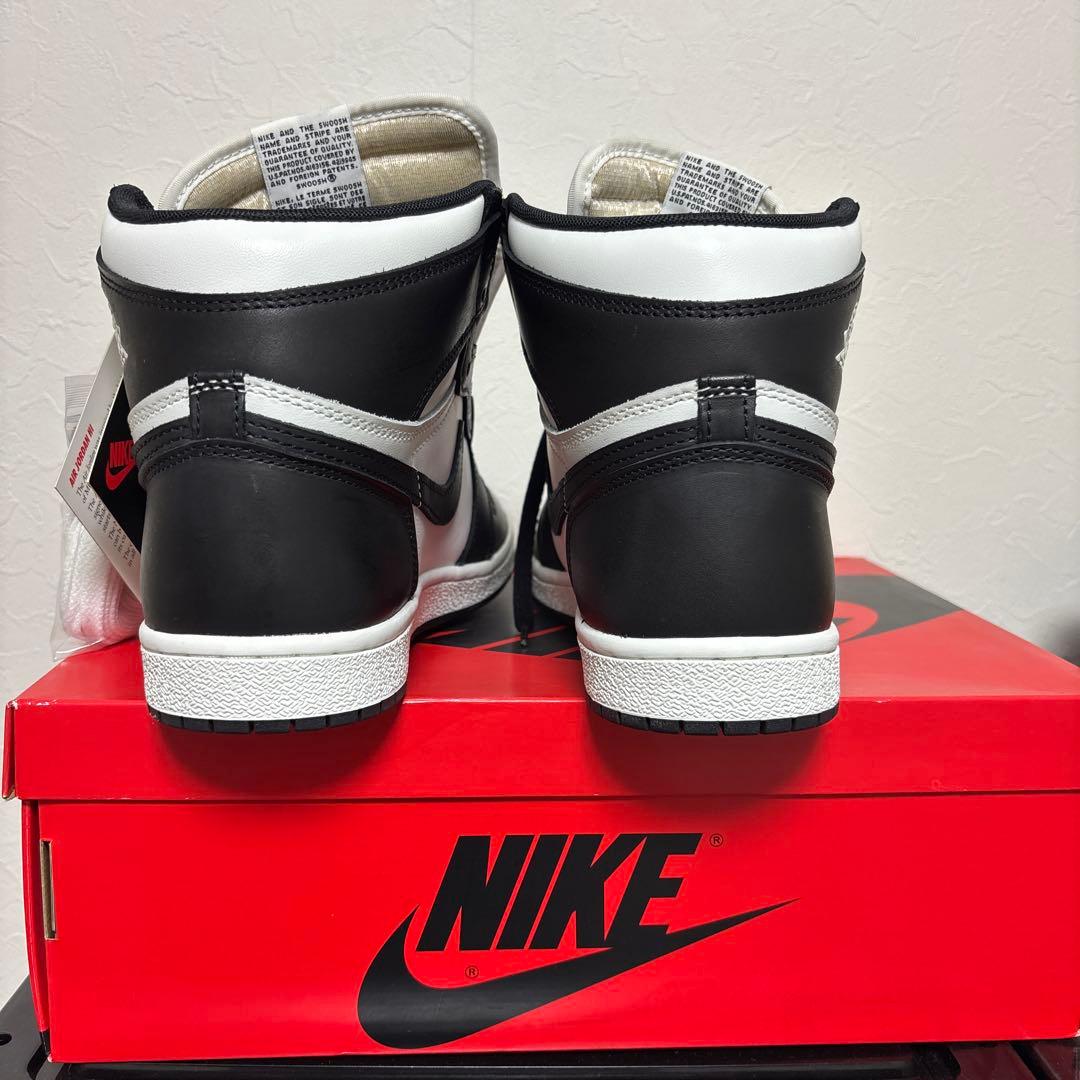 NIKE Air Jordan 1 High 85 白/黒