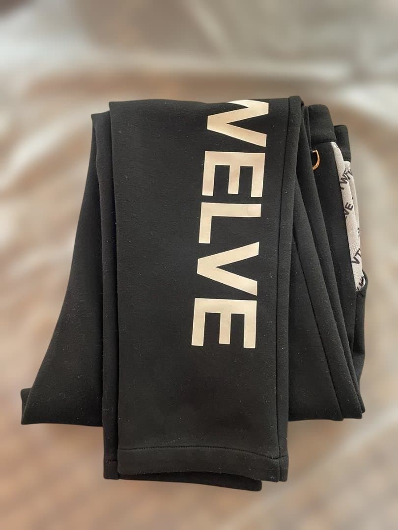 V12 ヴィトゥエルヴ　VTWELVE ストレッチ ブラックパンツ