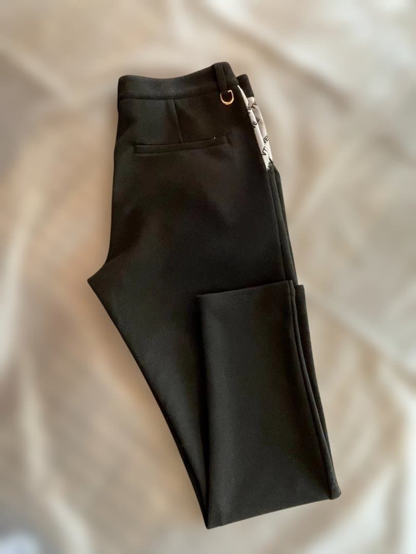 V12 ヴィトゥエルヴ　VTWELVE ストレッチ ブラックパンツ