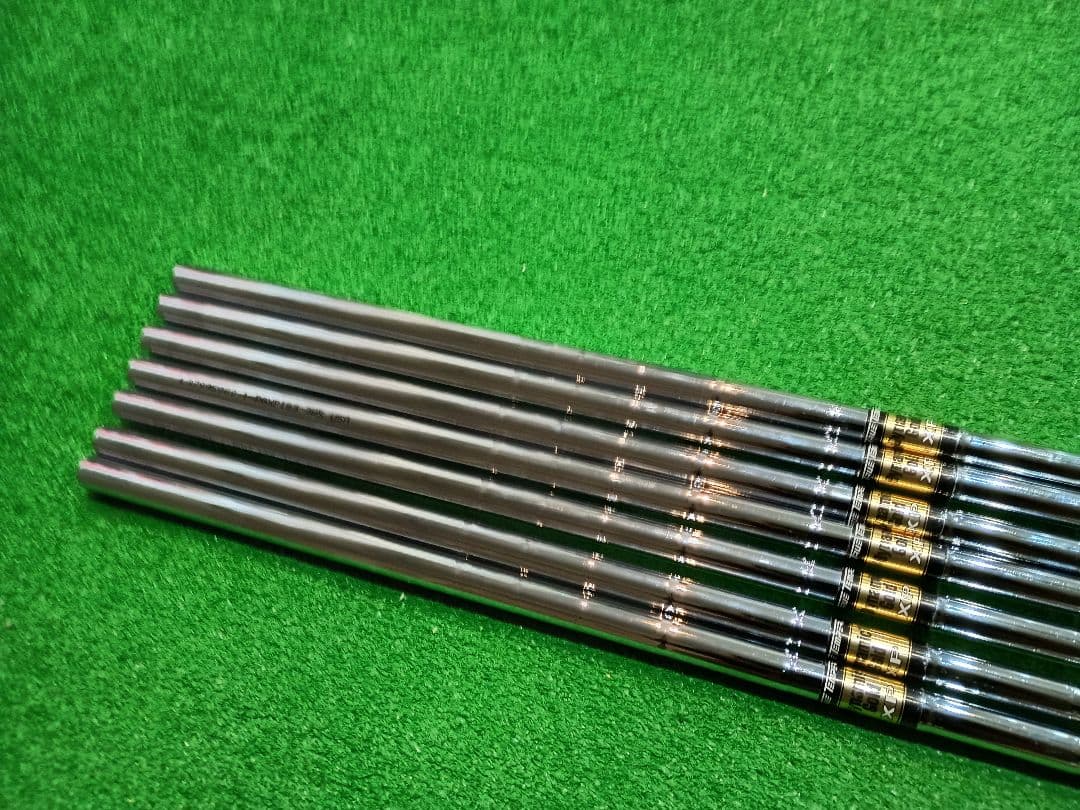 Dynamic Gold XP S300 #4~PW用 7本セット