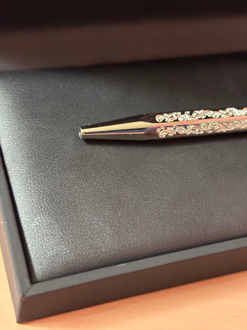 【専用】CARAN D'ACHE Geneve ボールペン　ビクトリアン