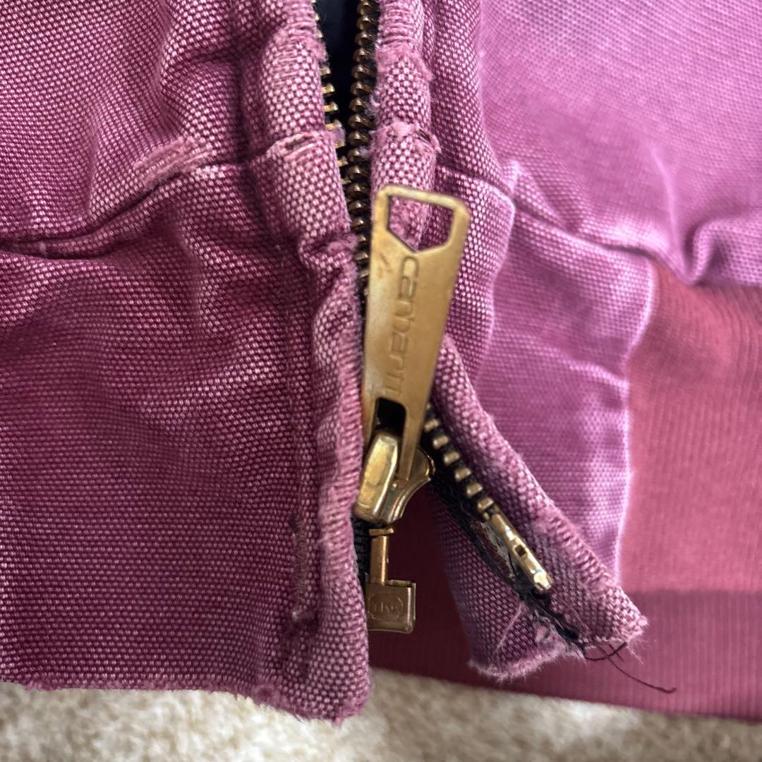 carhartt アクティブジャケット エンジ色