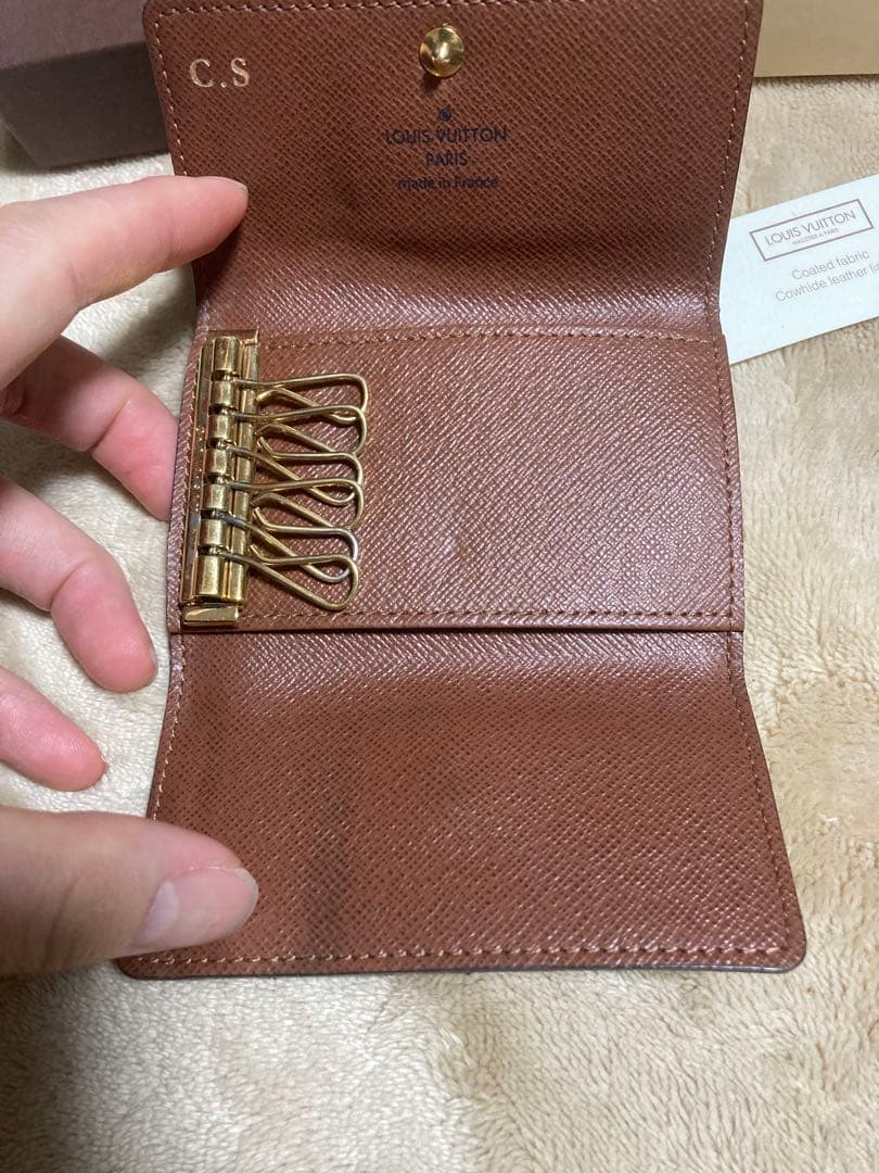 LOUIS VUITTON ルイヴィトン　ミュルティクレ6 正規品　中古品