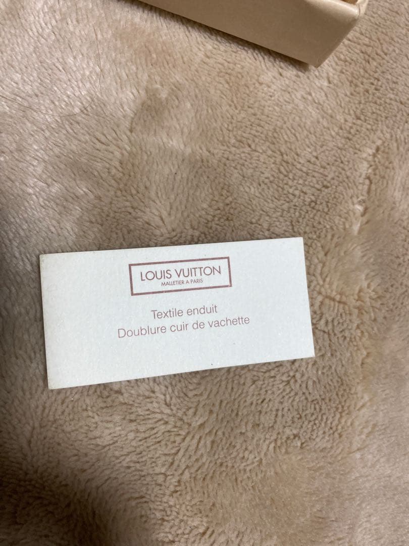 LOUIS VUITTON ルイヴィトン　ミュルティクレ6 正規品　中古品