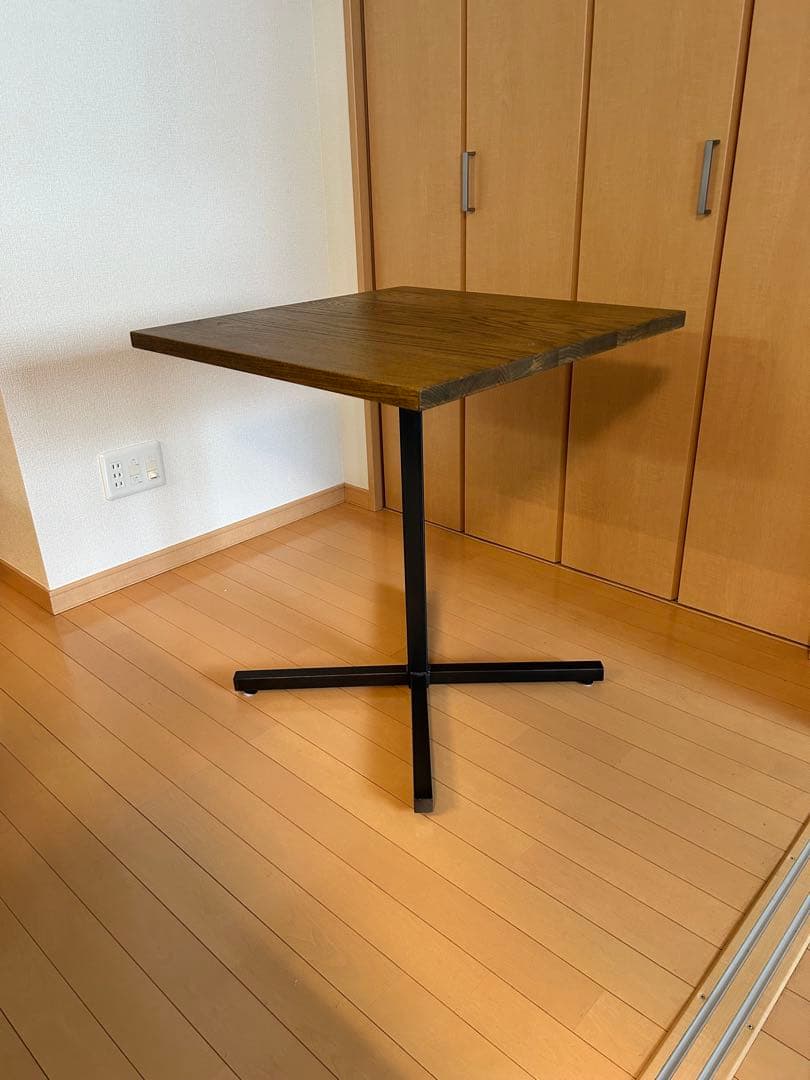 カフェテーブル(ACME Furniture)