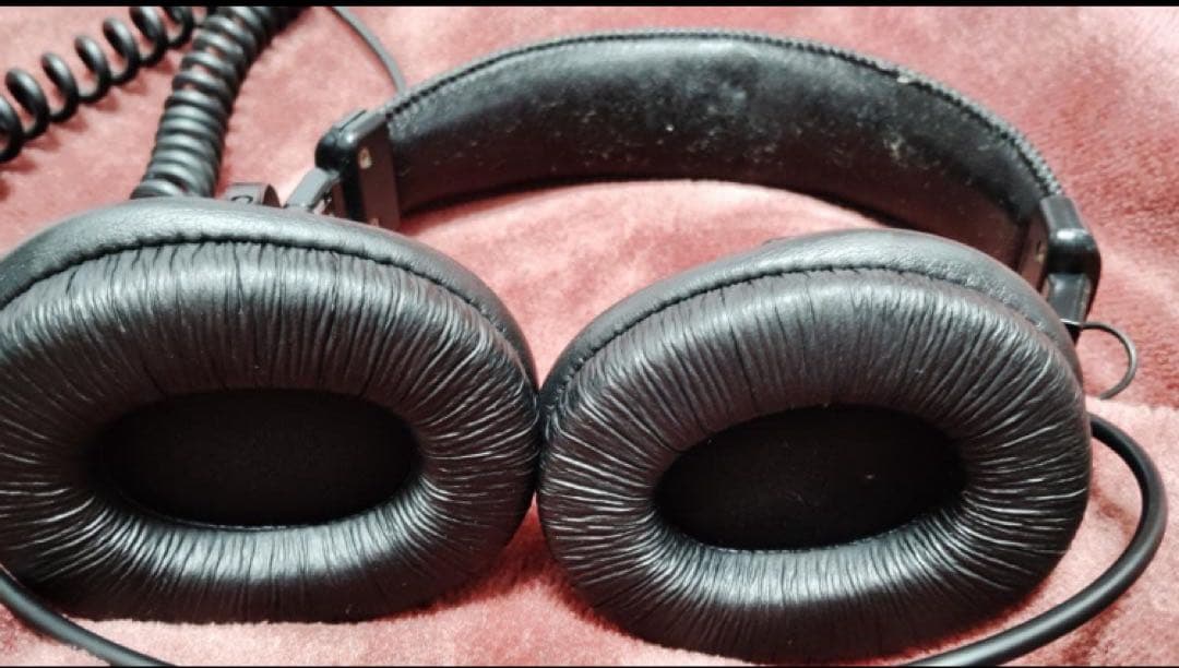 J*s様 SONY MDR-7506 スタジオモニター ヘッドフォン