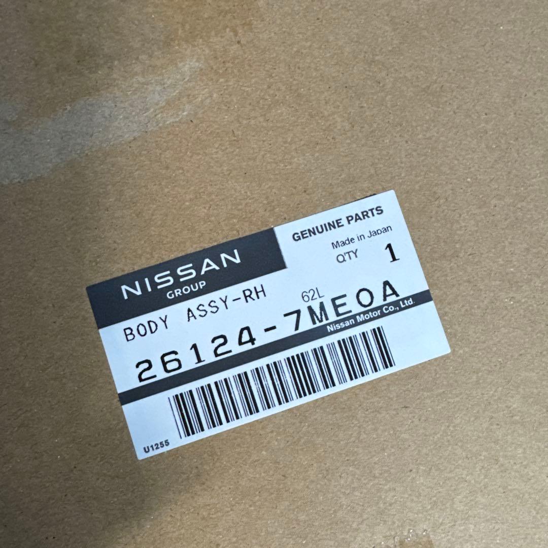 日産デイズ　ルークスＢ40系ポジションライトLEDウインカー右　美品