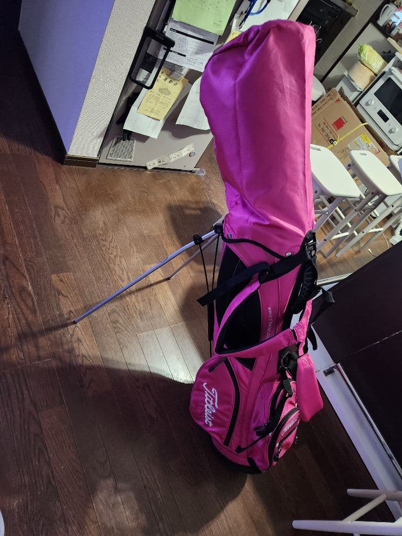 Titleist ピンク キャディバッグ