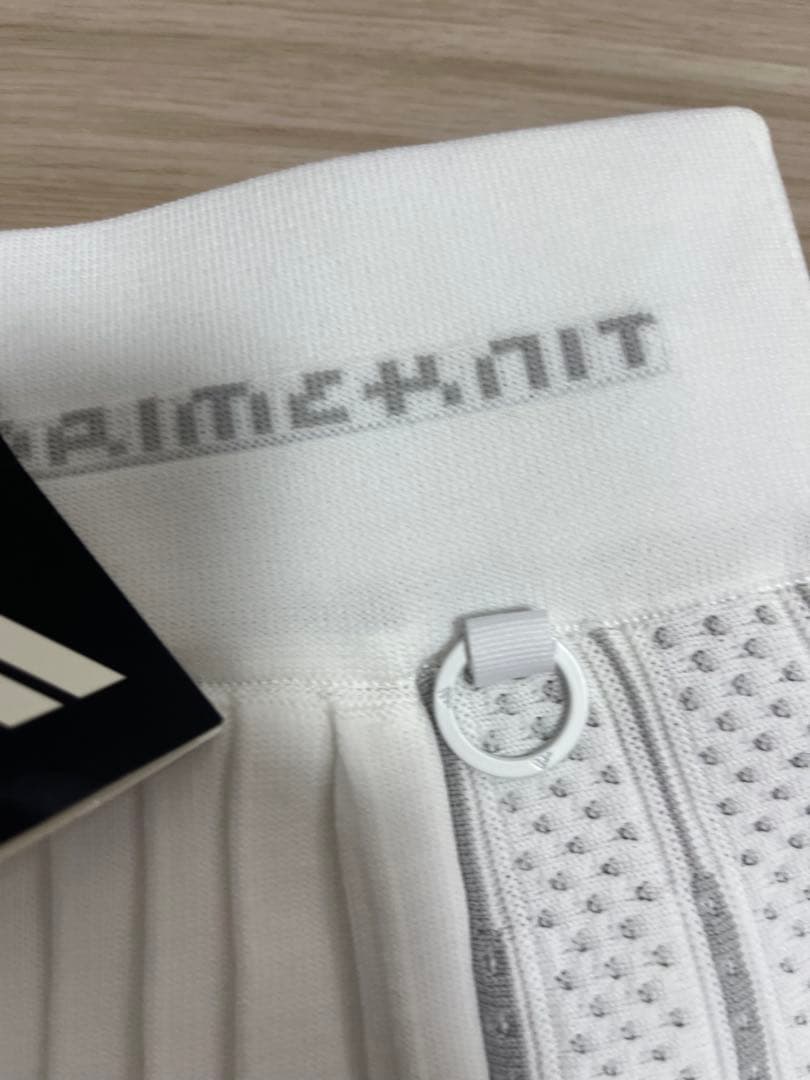 新品　adidas ゴルフ　モックネック　フレアースカート　　セットアップ　S