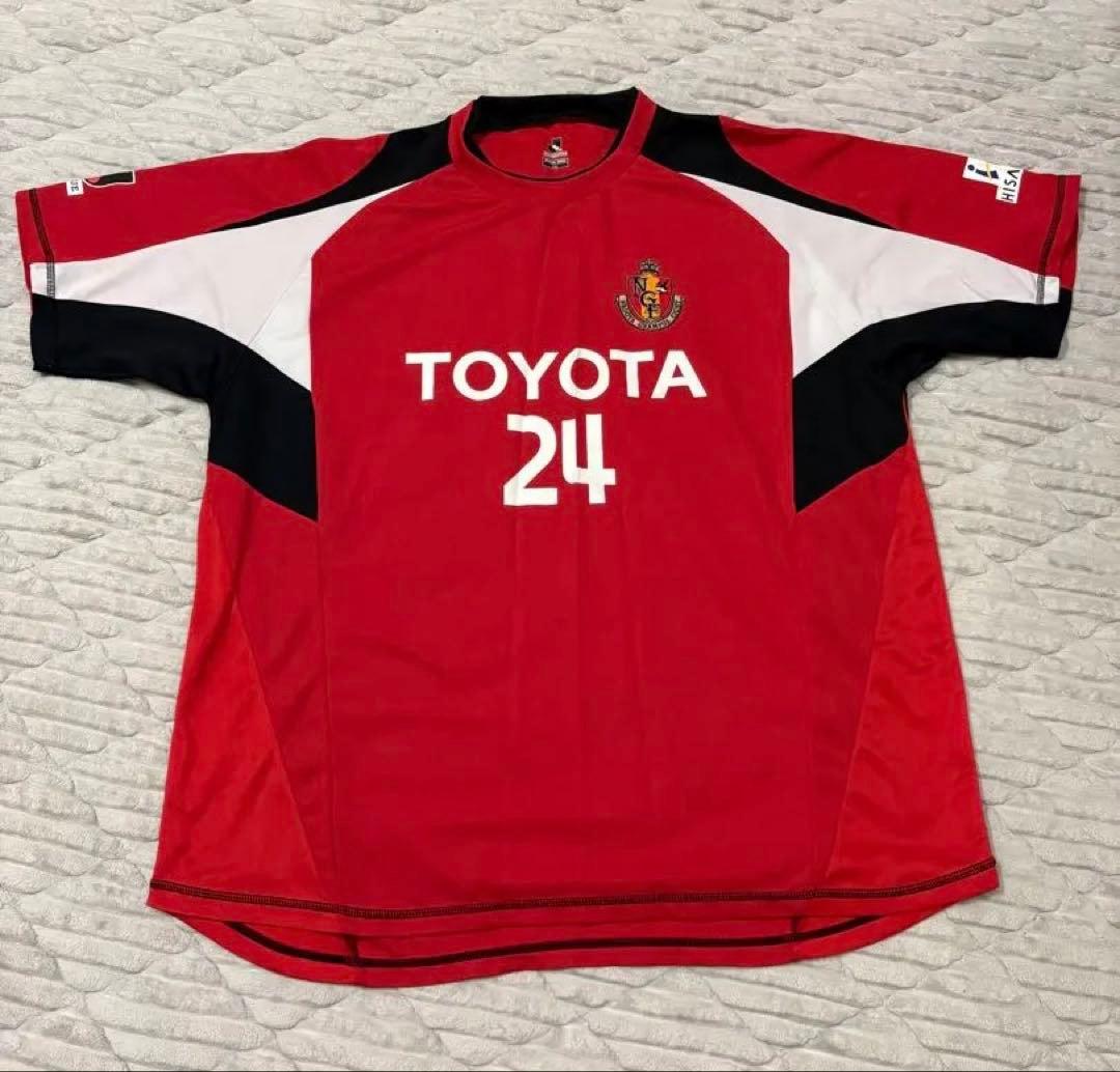 【サイン入り】名古屋グランパス 2005年ユニフォームTシャツ 本田圭佑選手
