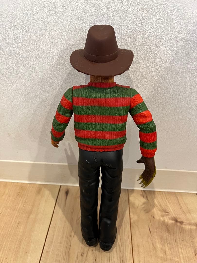 メディコムトーイエルム街の悪夢 フレディクルーガー ソフビ フィギュア