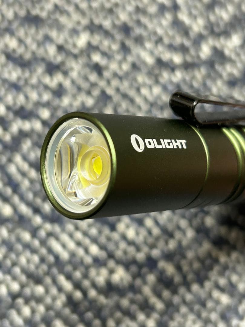 OLIGHT (オーライト) i5R EOS アーミーグリーン ★限定品★