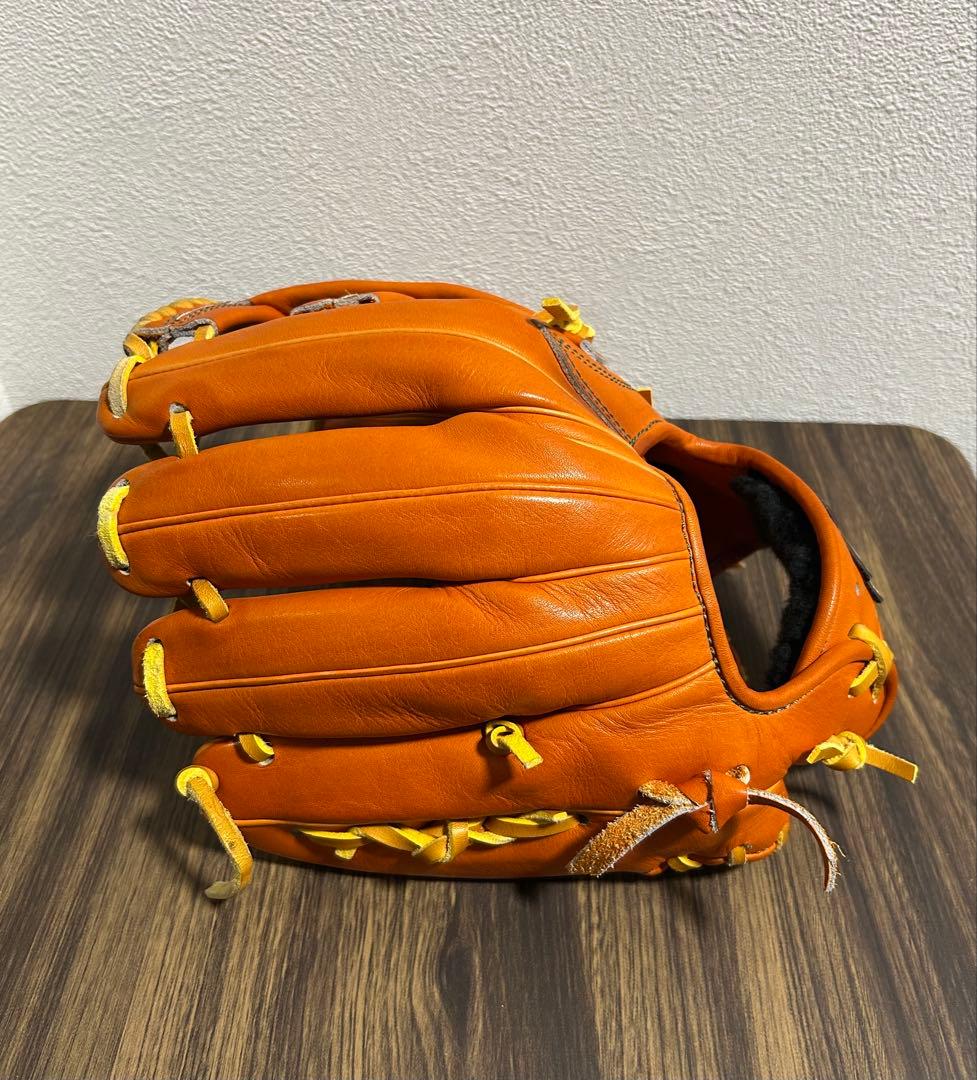 プロ野球選手　支給品グローブ
