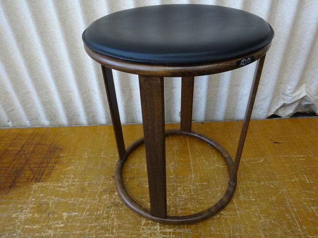 ADAL/アダル　軽量　スツール　木製　丸椅子　ラウンドスツール　美品　②