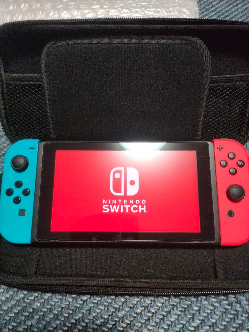 Nintendo Switch 本体 青/赤 ケース付き