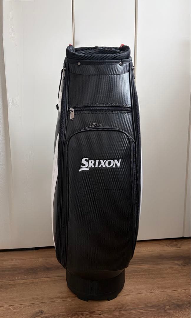 新品未使用SRIXONスリクソン GGC-S166 軽量バッグ 9.5型３キロ
