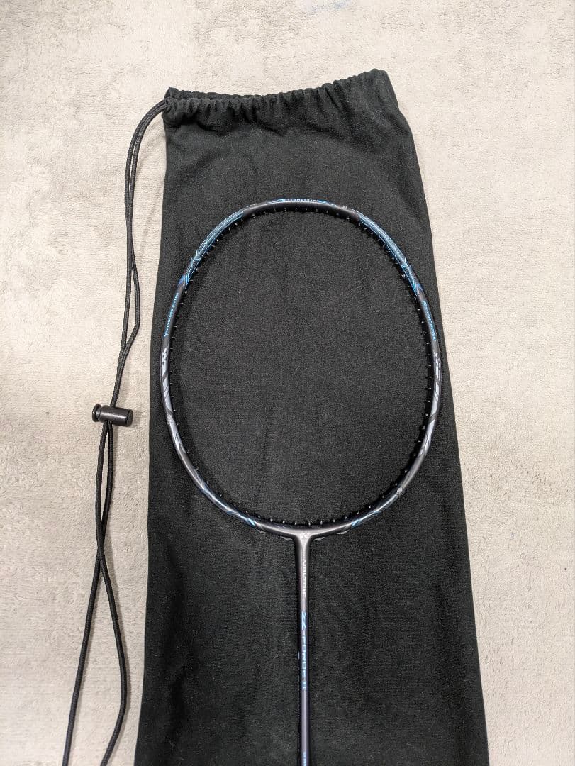 M*R様 YONEX VOLTRIC Z-FORCE II 4UG5