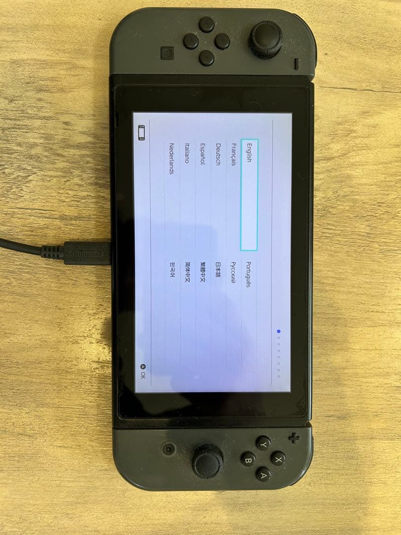 Nintendo Switch 本体 / Joy-Con5個etc...付き