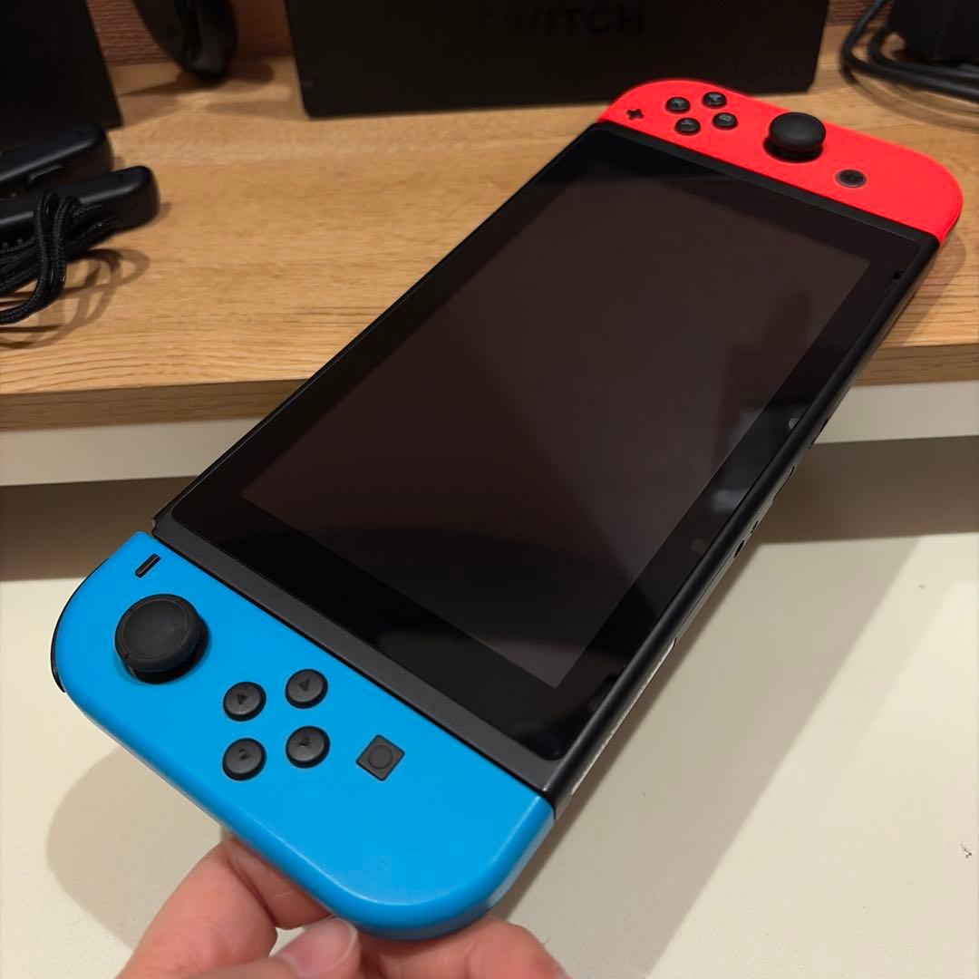 Nintendo Switch 本体 赤/青Joy-Con 付属品完備