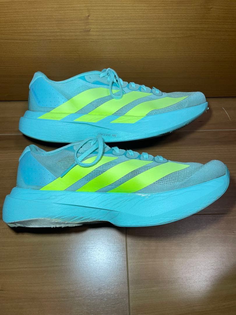 アディダス　EVO SL 26.5cm