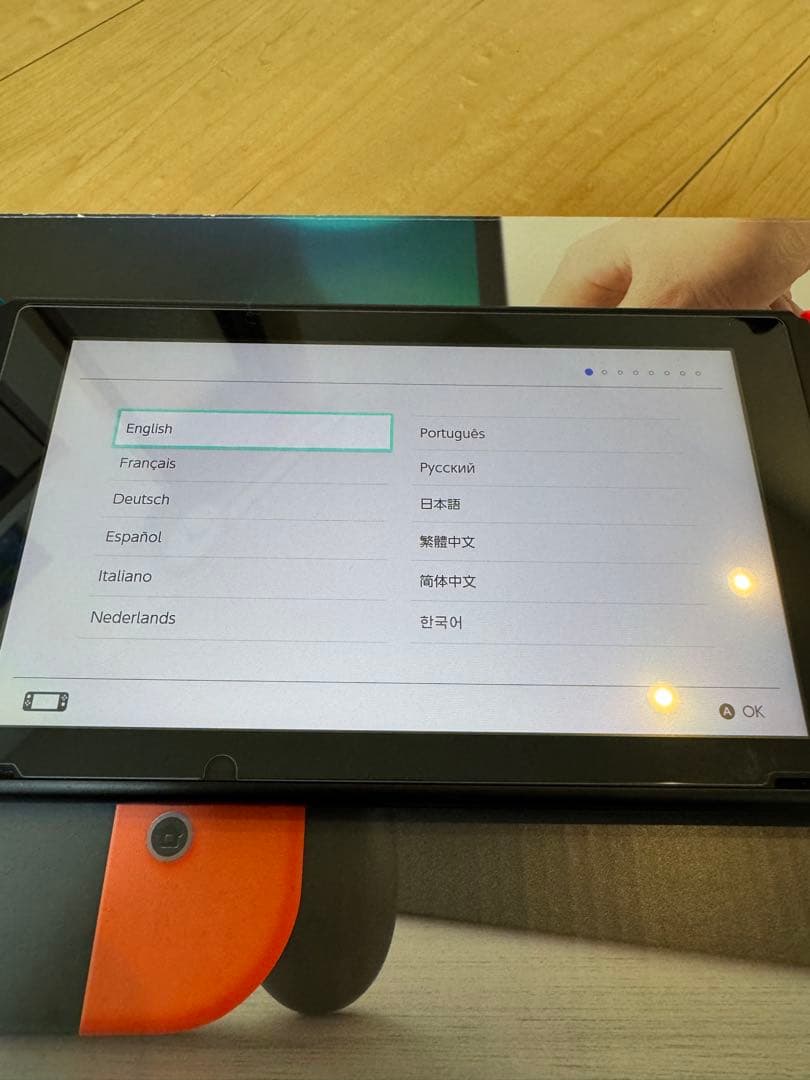 Nintendo Switch 本体 + HORI製プロコン 箱/付属品付