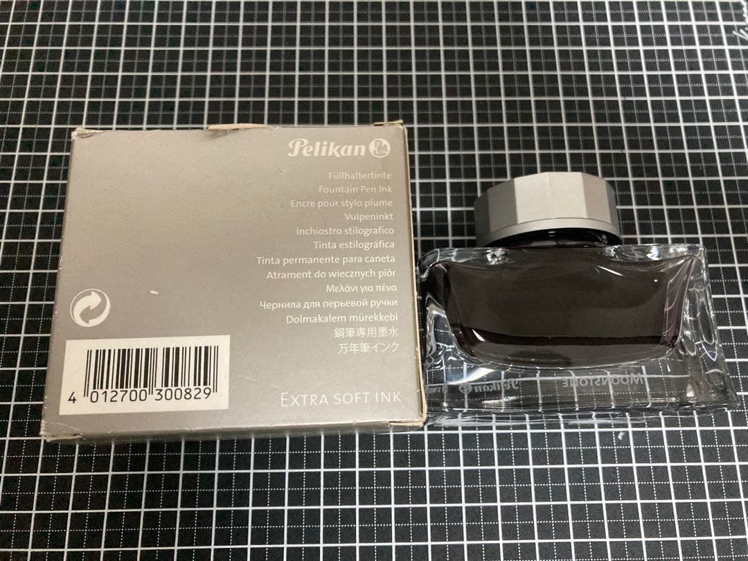 【つきがみ工房】ペリカン　エーデルシュタイン　ムーンストーン