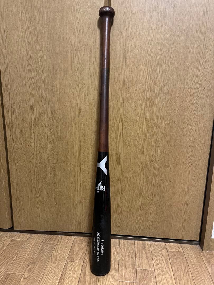 ヤナセ木製バットくり抜き