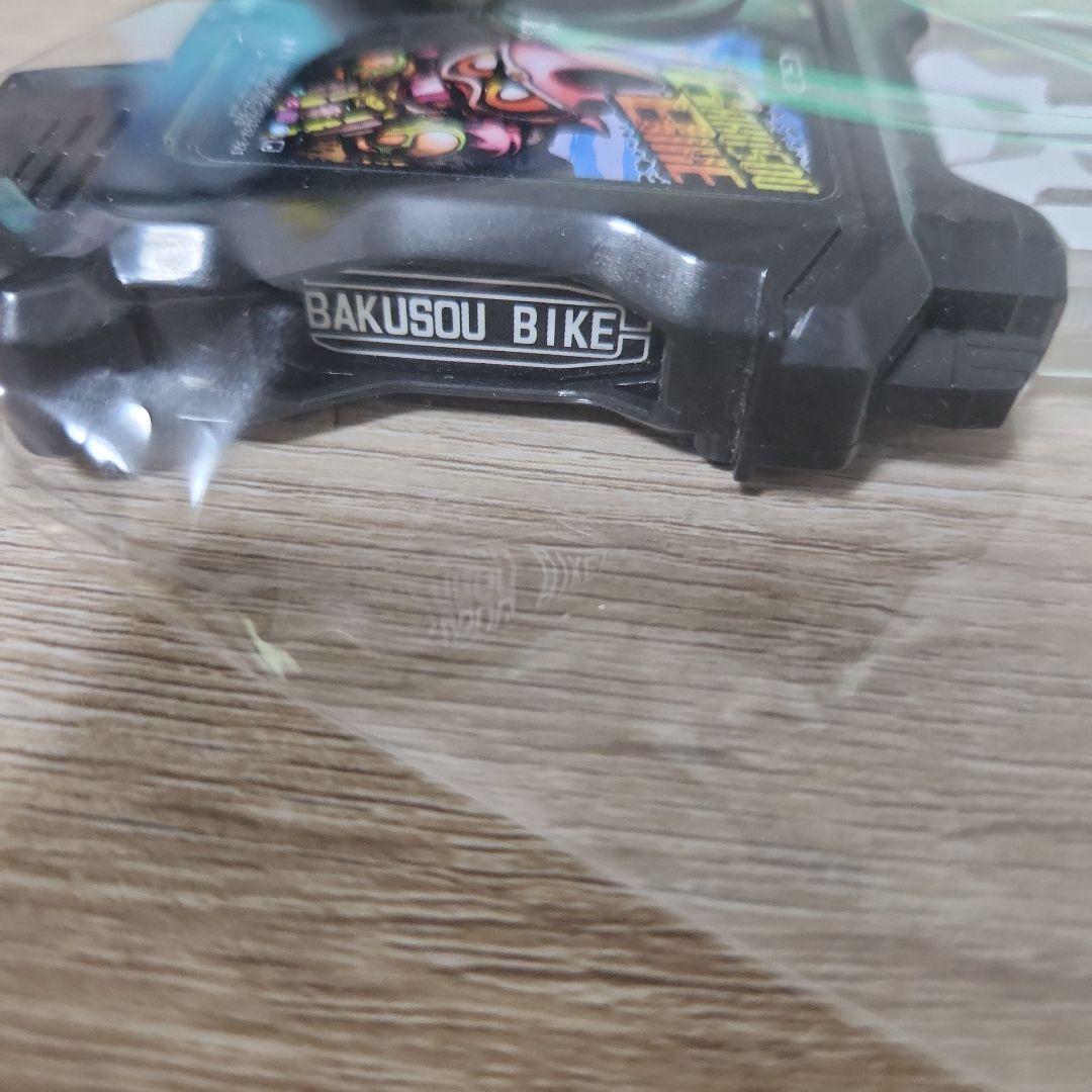 仮面ライダーレーザーDVD +DXプロト爆走バイクガシャット　コンビ復活