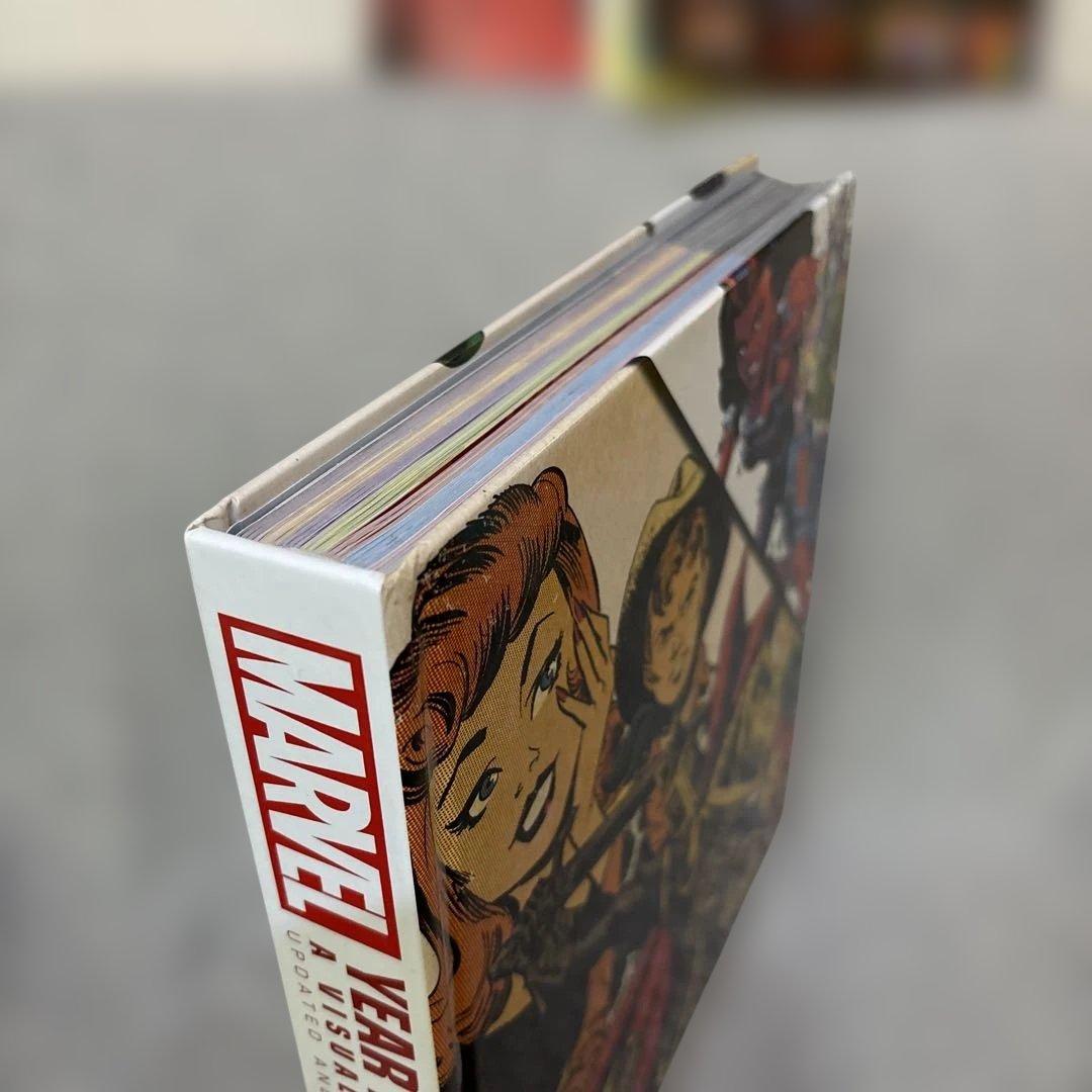 アート・デザイン・音楽 MARVEL YEAR BY YEAR A VISUAL HISTORY