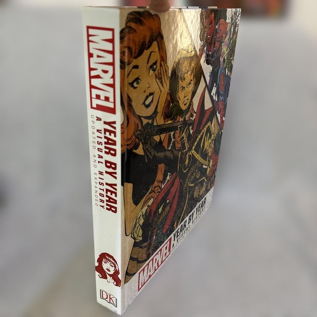 アート・デザイン・音楽 MARVEL YEAR BY YEAR A VISUAL HISTORY