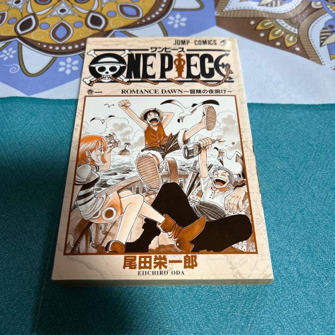 希少 ワンピース 第1巻 初版本 コミックニュース付き ●中古品