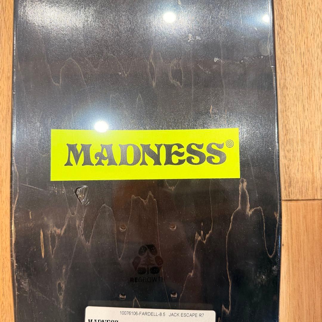メ*6様 新品未使用MADNESS Jack Farrell プロモデル 8.5