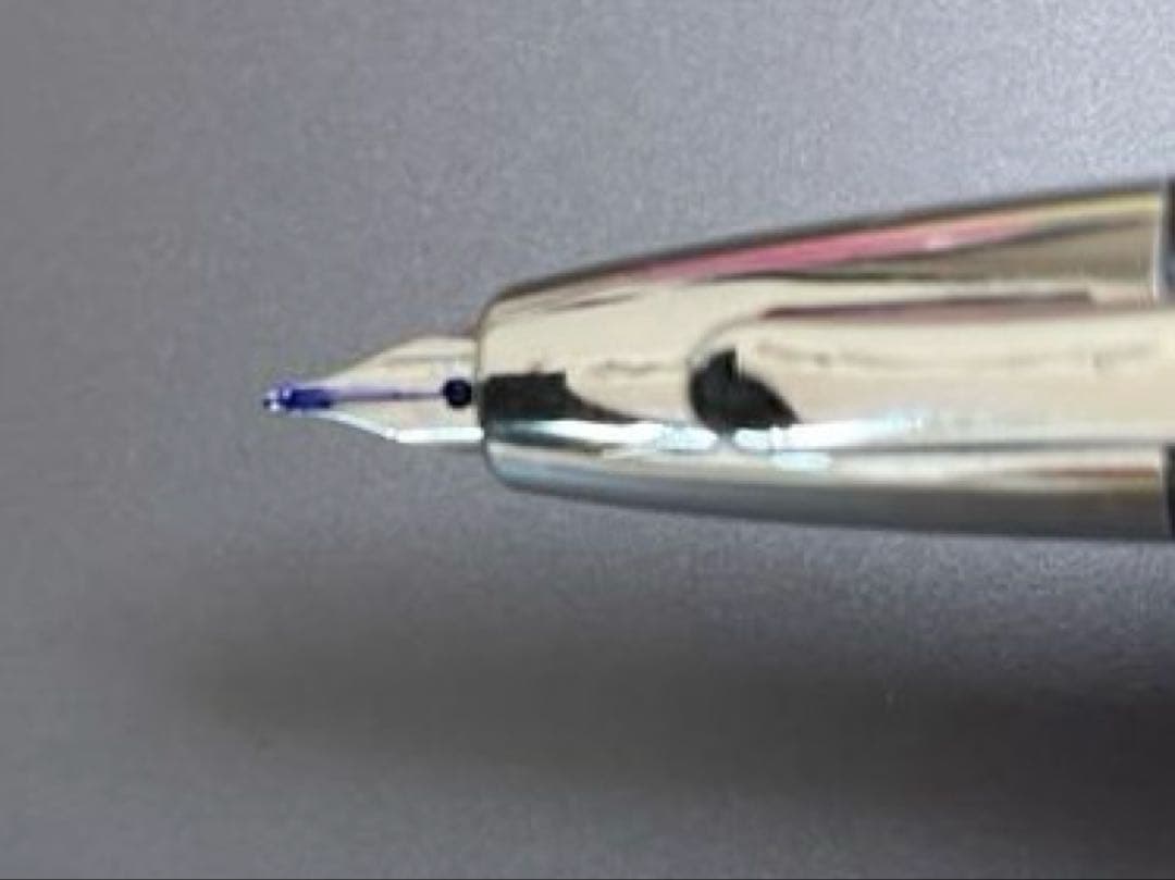 キャップレスデシモ　ダークグレーマイカ　中字