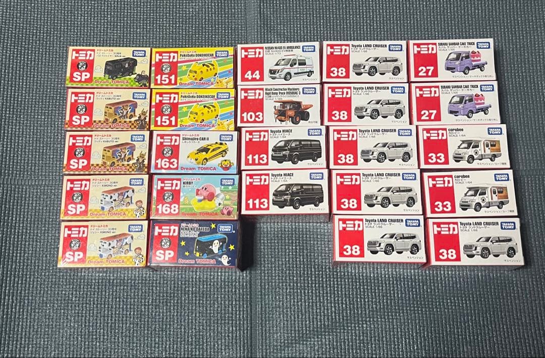 ドリームトミカ等トミカ24台まとめ売り 値下げ可能です！