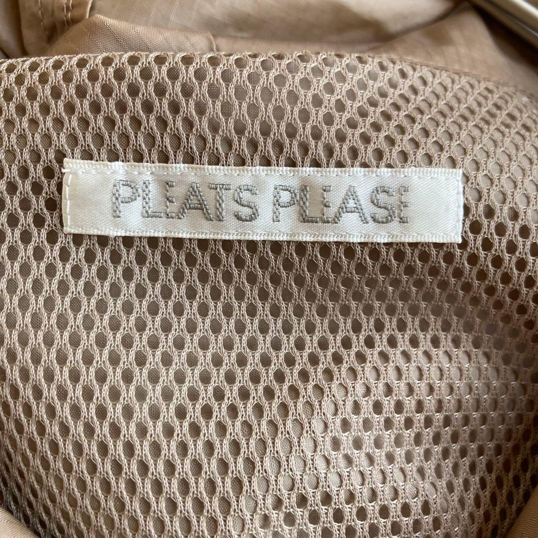 ISSEY MIYAKE PLEATS PLEASE ナイロンジャケット　2