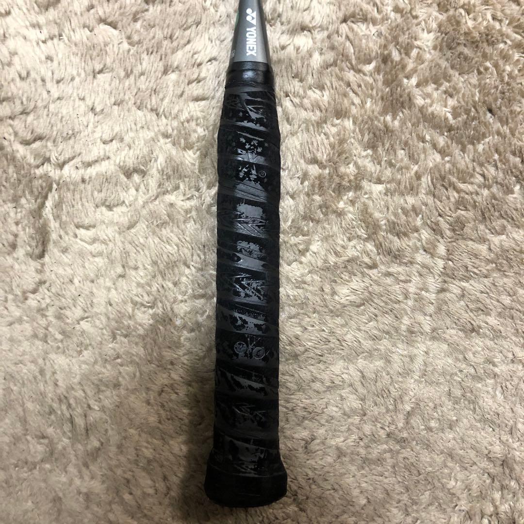 YONEXバトミントンラケット（ARCSABER2i）　ケース付き
