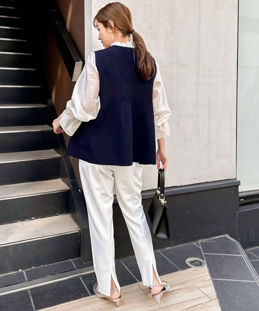 美品 2WAY仕様 フリル付き ペプラムベスト NOLLEY’S