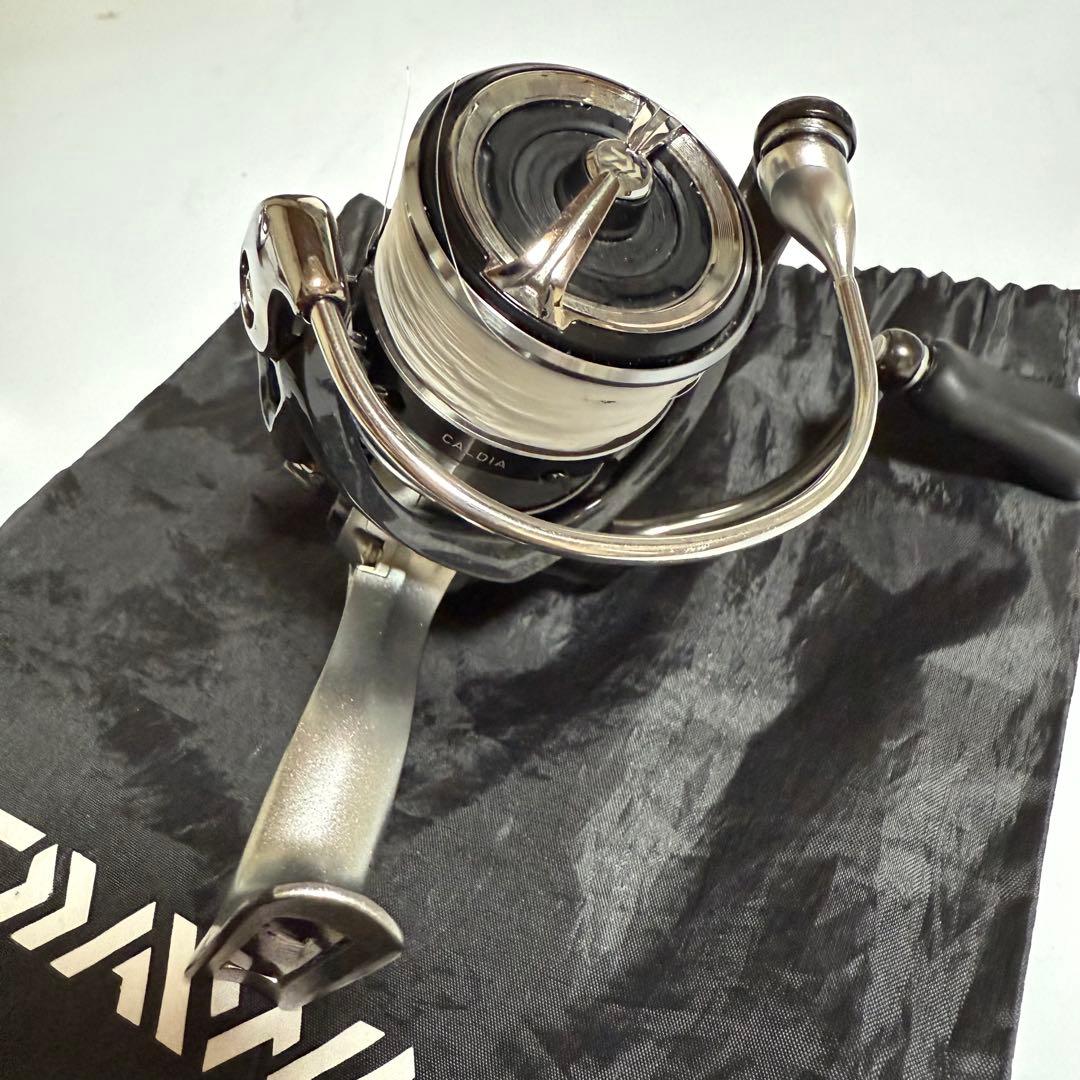 DAIWA 18カルディアLT 2500S （袋付属）