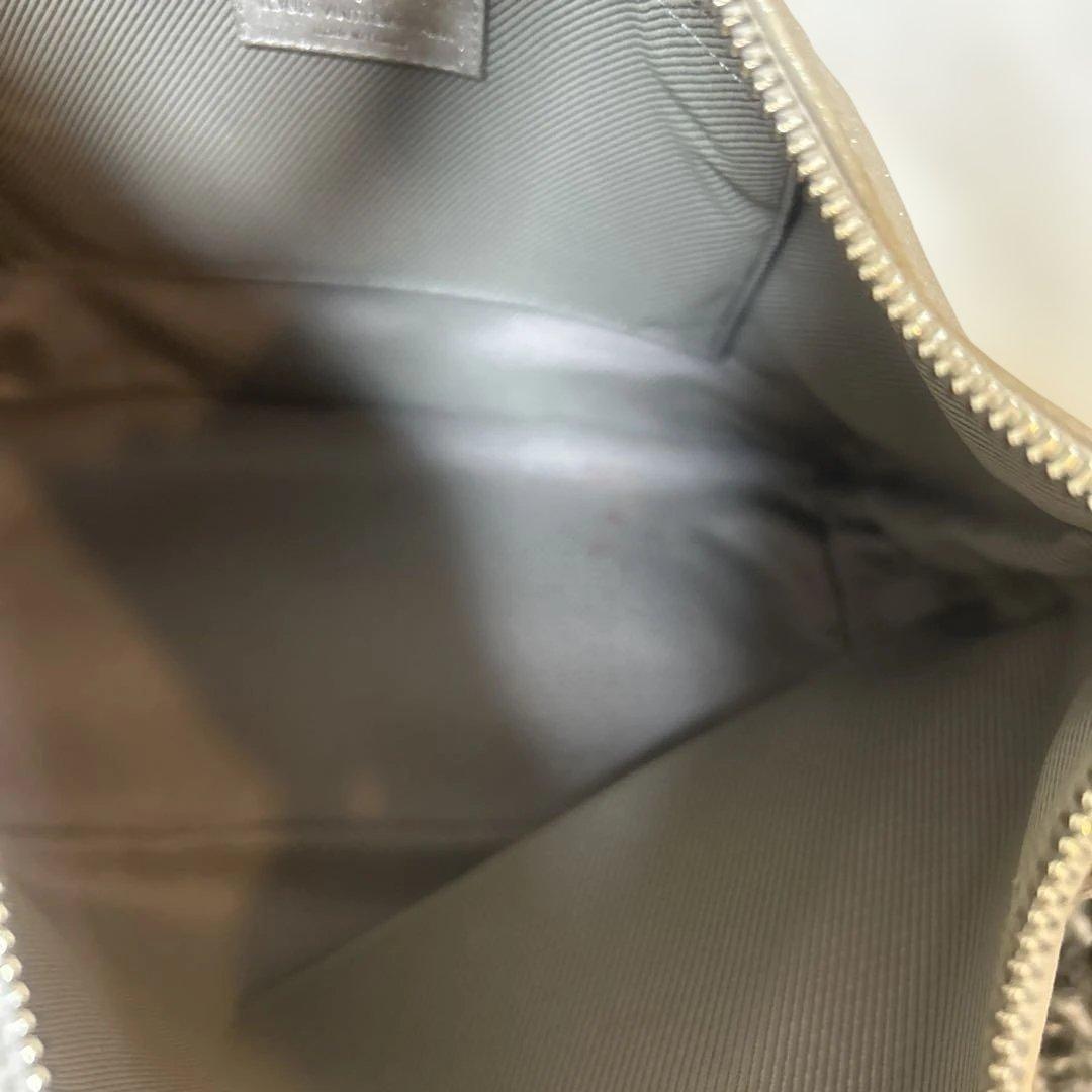 Louis Vuitton シルバー バッグ タッセル付き