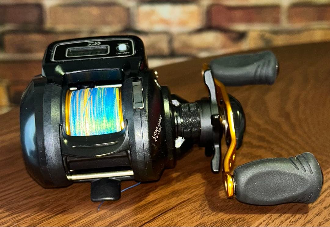 DAIWA ダイワ ライトゲーム ICV 150H 右ハンドル