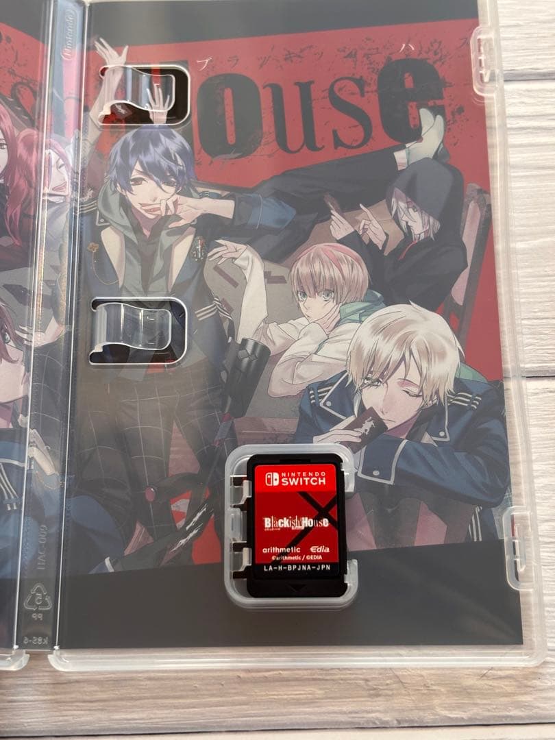 Blackish House Switch ブラキッシュハウス