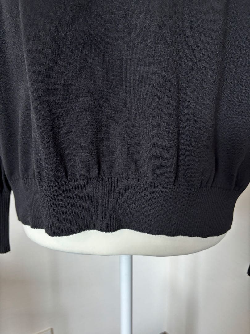 美品☆フード付きジップアップパーカー 黒と赤