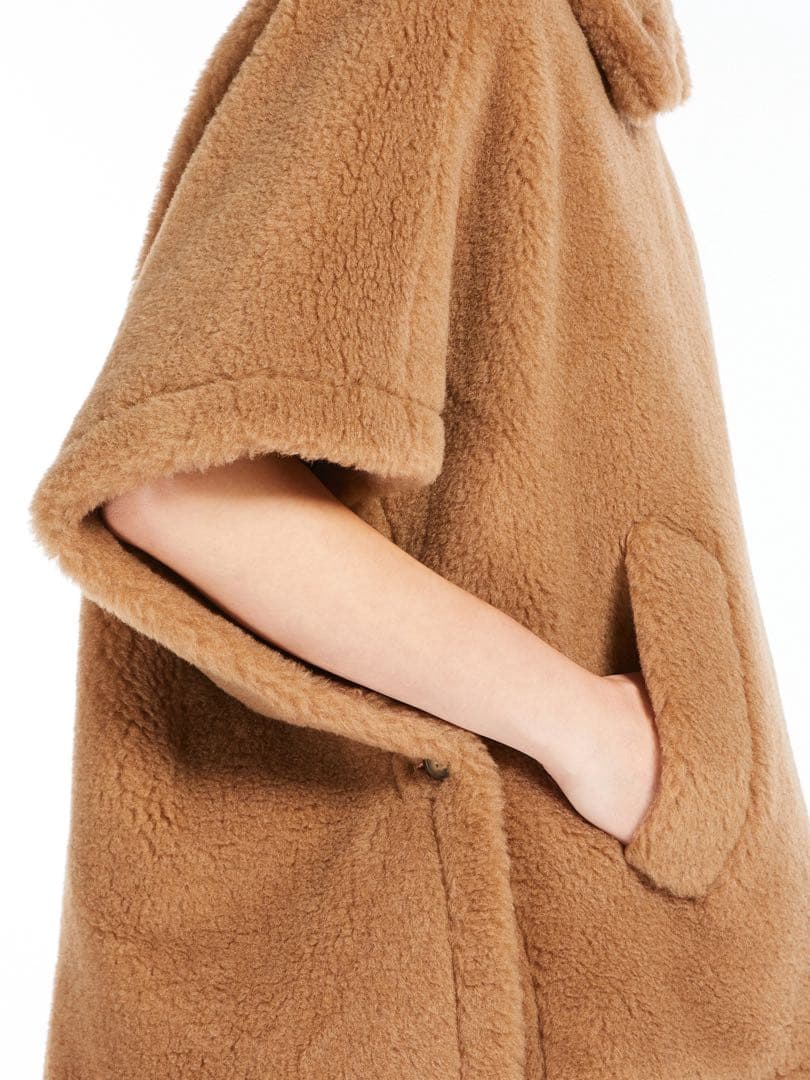 Max Mara テディベア　ケープ