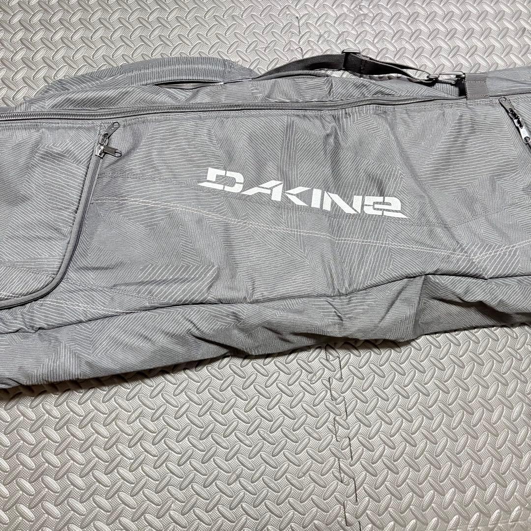 DAKINE スノーボードバッグ 157 シューズケース付き　キャリーケース