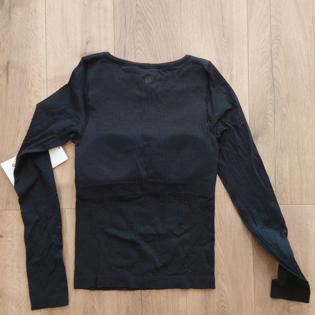 【新品未使用】lululemon ebb to street 長袖