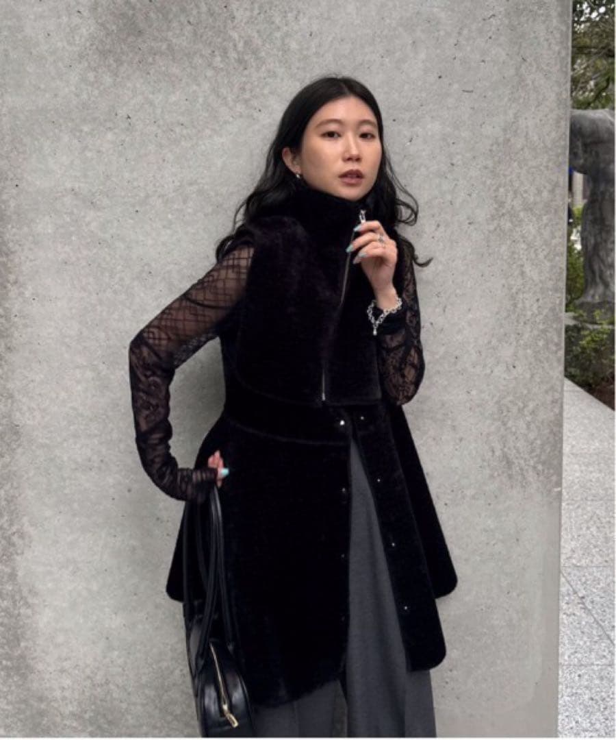 トップス Ameri BOA V NECK REVERSIBLE PEPLUM VEST