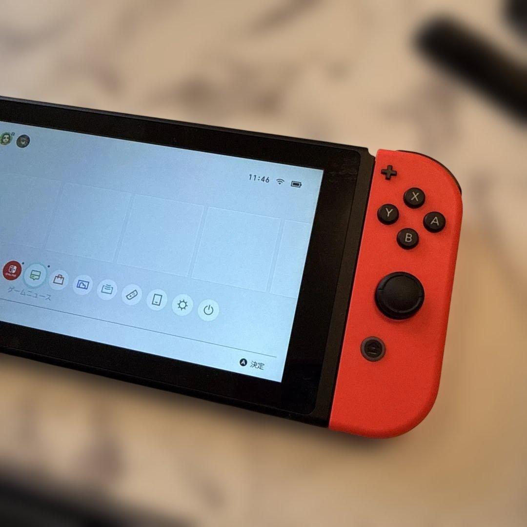 【ほぼ未使用】美品　Nintendo Switch 本体 青/赤