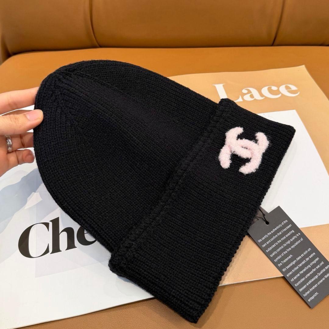 CHANEL ロゴ ニットキャップ